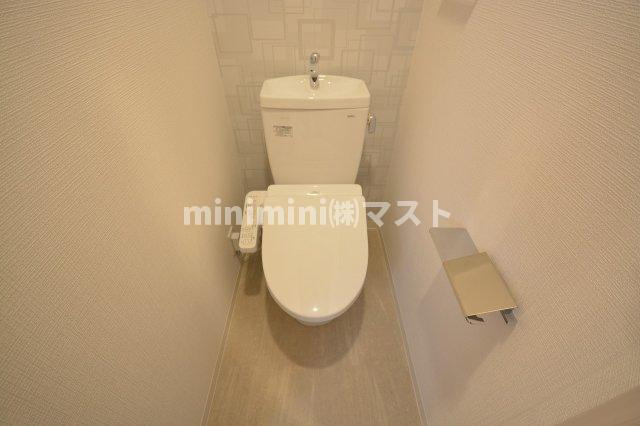 大阪市福島区福島４丁目の賃貸マンションのトイレ