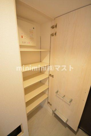 大阪市福島区福島４丁目の賃貸マンションの収納