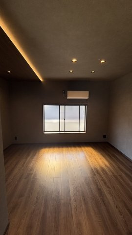 大日ガレージハウスの内装
