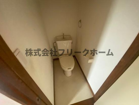三鷹市井口３丁目のアパートのトイレ