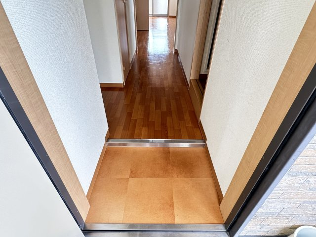 イターナルの玄関