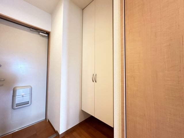 イターナルの玄関