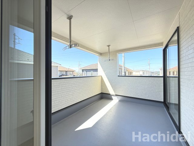 高浜市神明町第6　新築戸建＜２号棟＞のバルコニー