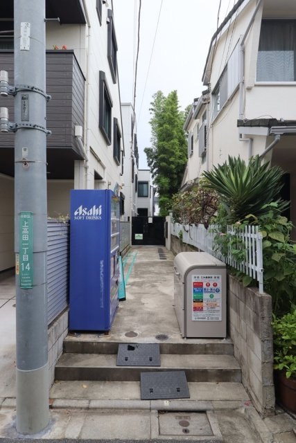 ゼニーヴ上高田Ⅱのエントランス|エントランスです