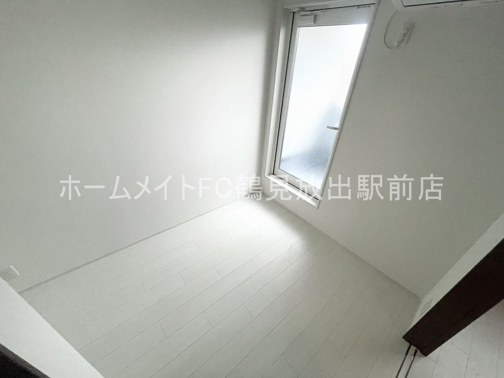 大阪市城東区諏訪１丁目のアパートの洋室