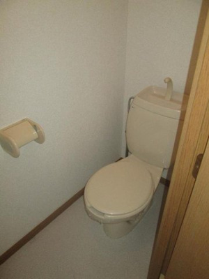 【トイレ】 | ジョイフルハイムＢ | シンプルで使いやすいトイレです