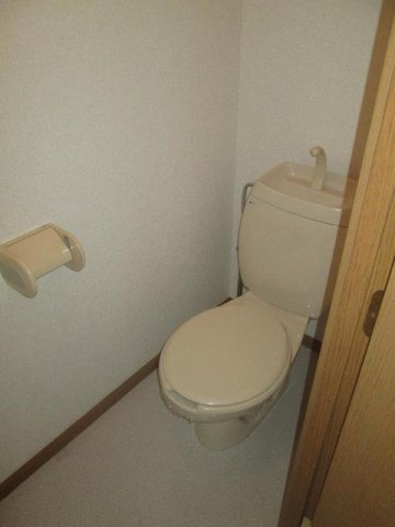 【トイレ】 | ジョイフルハイムＢ | シンプルで使いやすいトイレです