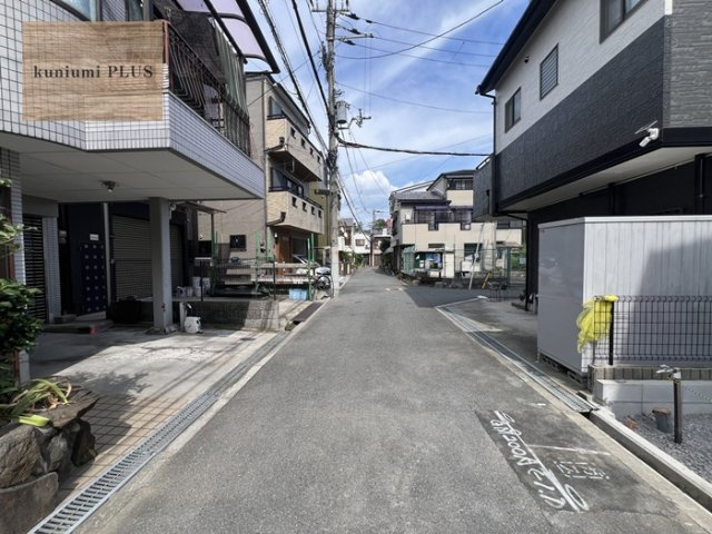 大阪市鶴見区緑3丁目の前面道路含む現地写真