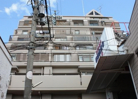 メゾンドール八尾本町の外観