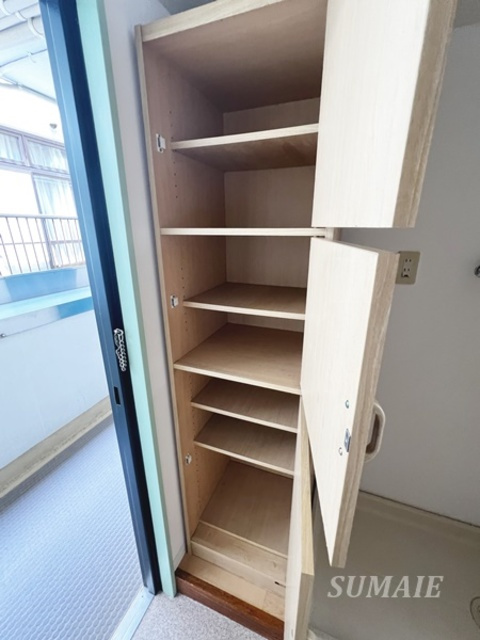 石井ハイツの収納|シューズボックスです☆