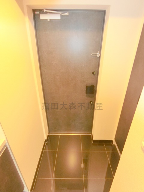 スプレスター大森山王の玄関