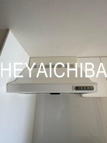 Rising place 浅草参番館のキッチン|換気扇
