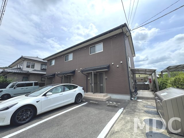 カーサフォレスタの駐車場