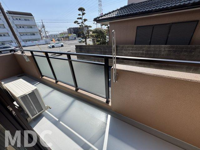 徳島市八万町下福万の賃貸マンションのバルコニー