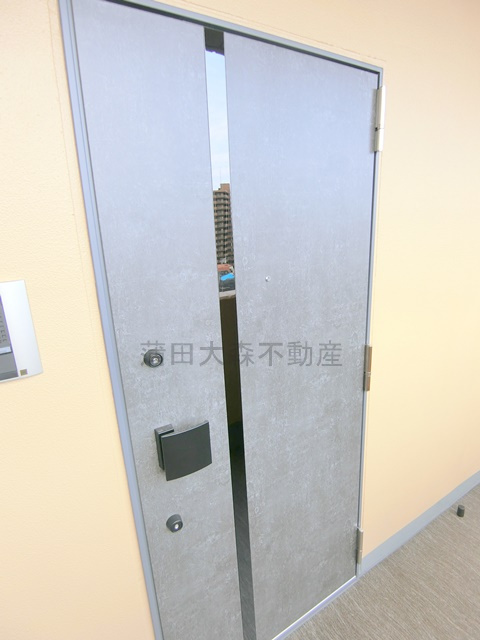 スプレスター大森山王の玄関