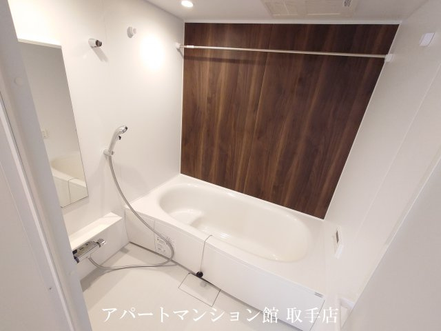 ノイエハイマートの浴室