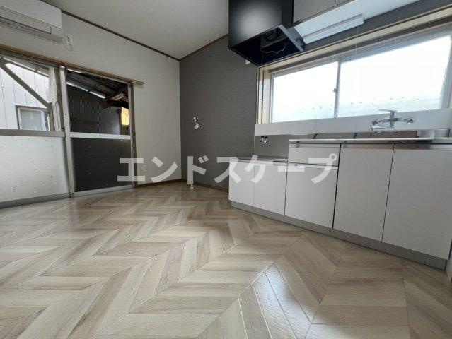 前橋市青柳町　戸建ての居間・リビング|高崎、前橋のお部屋探しはエンドスケープまで！お客様の理想お聞かせ下さい♪