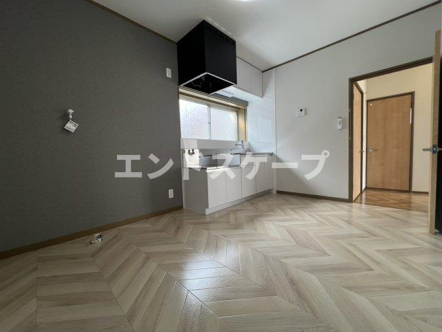 前橋市青柳町　戸建ての居間・リビング|高崎、前橋のお部屋探しはエンドスケープまで！お客様の理想お聞かせ下さい♪
