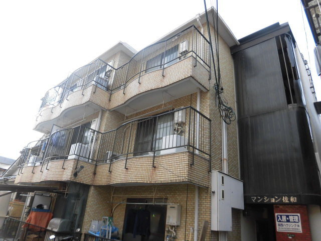 大阪市東淀川区井高野３丁目のマンション