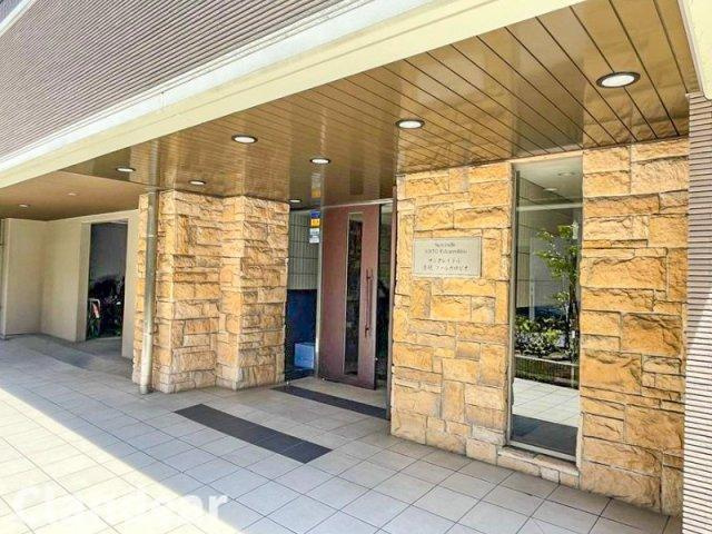 サンクレイドル青砥ファルカロビオのエントランス|ドキドキの新生活も、安心してスタート。ぴったりの住まいを見つけませんか？クランディアが一緒に住まい選びをサポートします‼　まずは、お気軽にお問合せください　＃クランディア