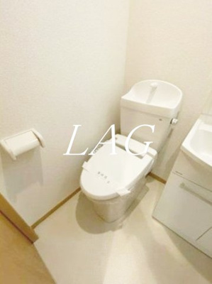 【トイレ】 | ベイルーム東白楽 | トイレです。