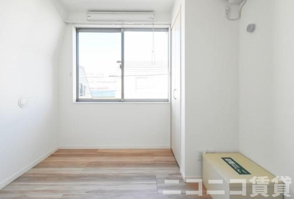 大田区仲六郷４丁目のアパートのバルコニー