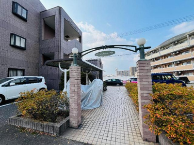 【外観】 | ミレニアムハイツ熊本 | 外観写真（昼）