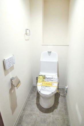 新蓮根団地第14号棟のトイレ
