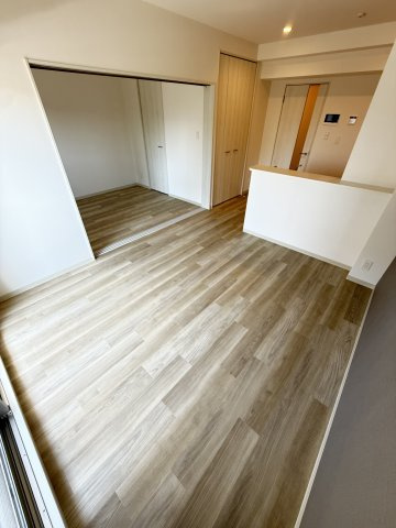 【居間・リビング】 | FREEDOM residence堺寺地町