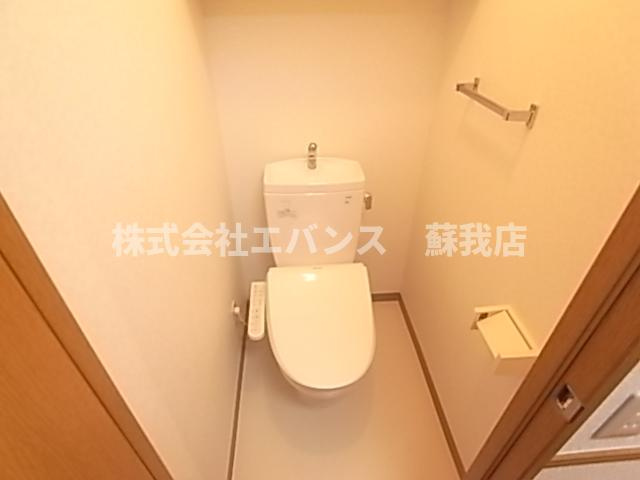 【トイレ】 | フラワーパレス小倉 | 清潔感のあるトイレです