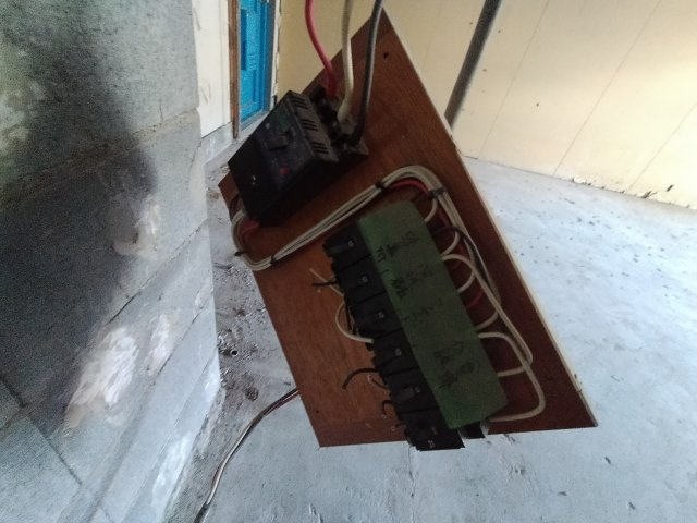 箕面市箕面５丁目の店舗事務所
