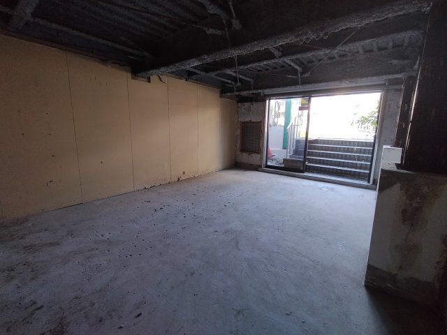 箕面市箕面５丁目の店舗事務所