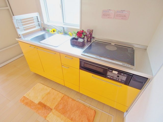 ウィングス緑井　B棟のキッチン