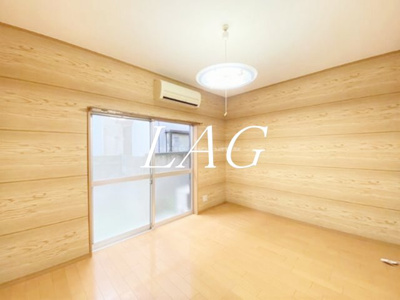 【居間・リビング】 | メゾン西早稲田 | 洋室のお部屋です。