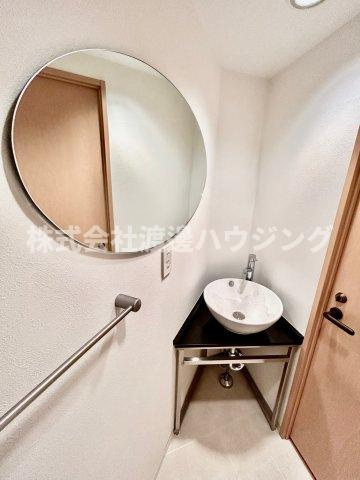 フォレステージュ江坂垂水町の洗面所