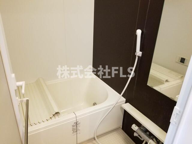 新宿区市谷加賀町２丁目の賃貸マンションの浴室
