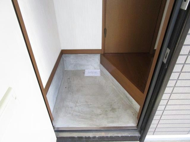 FUNNY　PLACEの玄関