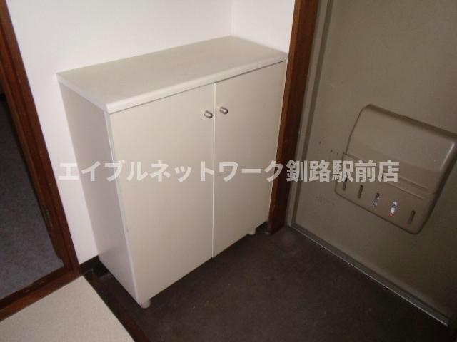 仲浜ハイツの玄関