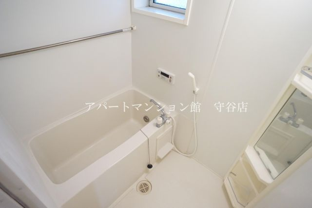プランドール清水の浴室