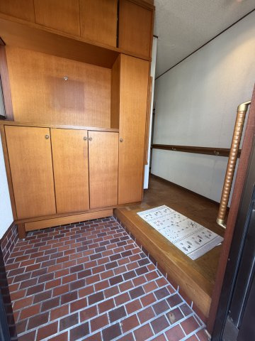 篠原北町２中古戸建の玄関
