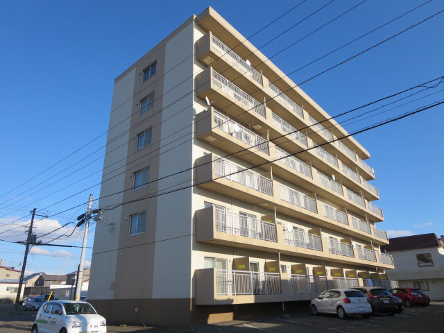 WINDIA仲浜の外観