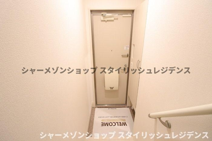パープルシャイン蒲生の玄関