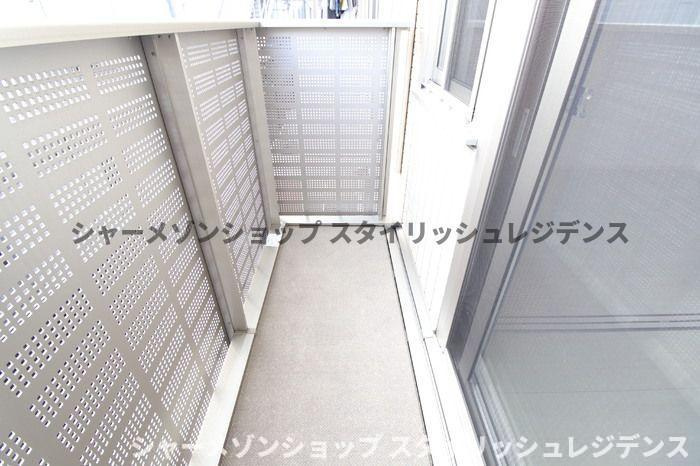 パープルシャイン蒲生のバルコニー
