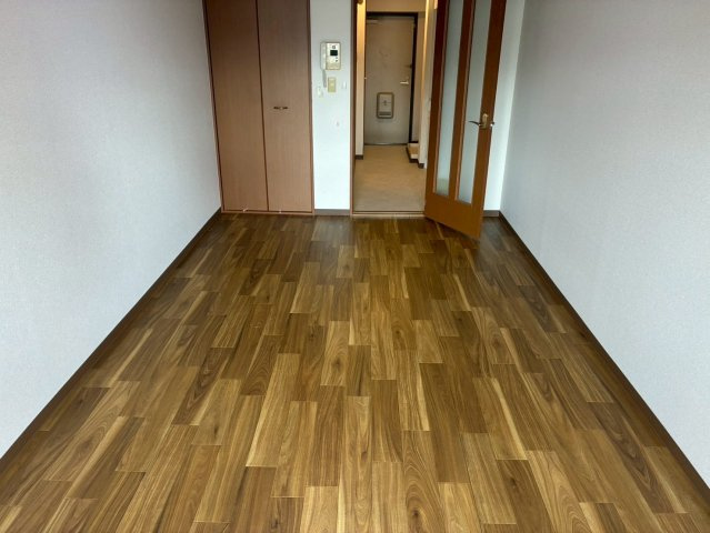ドミール江戸堀の洋室