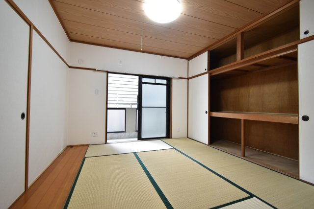 ファームハイツ高畑の寝室|同型参考写真