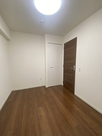 新潟市中央区笹口１丁目の賃貸マンションの洋室