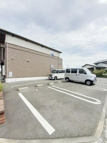 Ｏｐｔｉｍｕｓ　Ｗｉｎｄ　Ｂの駐車場|駐車場があります