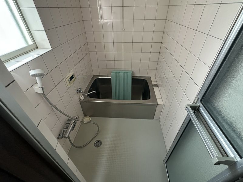 向貸家1号棟戸建の浴室
