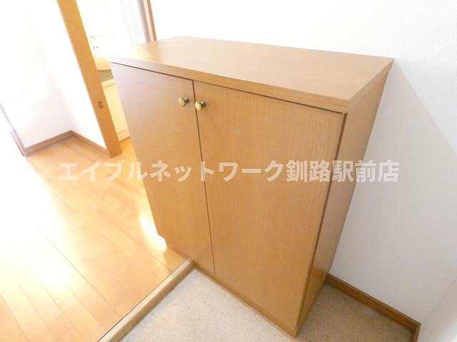 レジデンス黒金の玄関