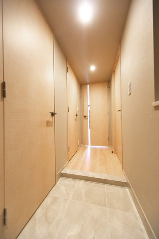 パークタワー西新宿の玄関|※写真は同タイプ住戸です。